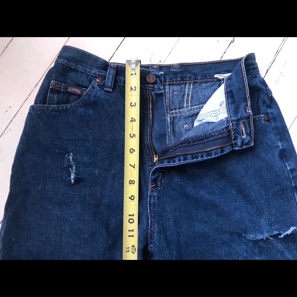 VTG ✨ Distressed Riders - Picture 8 of 8